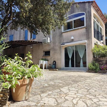 Charmant Studio A Castillon Du Gard, A Deux Pas Du Pont-Du-Gard Eksteriør billede
